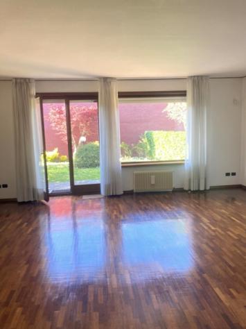 Splendida villa a schiera su tre livelli in zona ospedale - Foto 3