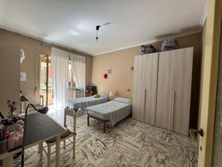 Affittasi UN POSTO LETTO in camera doppia Zona Appio-Latino (350 euro)