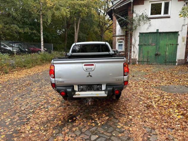 Mitsubishi L200 2.5 DI-D/178CV DC Intense Plus DPF - Foto 5
