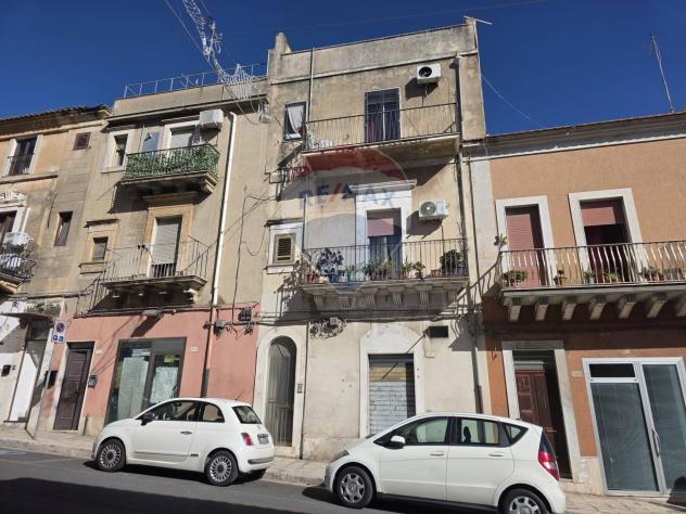 Casa Semindipendente in vendita a Ragusa, Centro