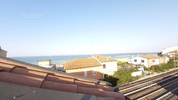 Casa vacanza a 50 metri dalla spiaggia, posto auto riservato - Foto 2