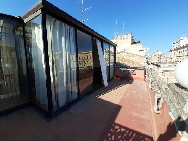 Catania Corso Italia attico arredato con terrazzo a livello - Foto 10