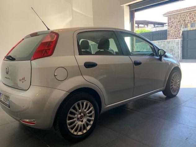 FIAT - Punto - 1.2 8V 5p. Street GPL - Foto 2