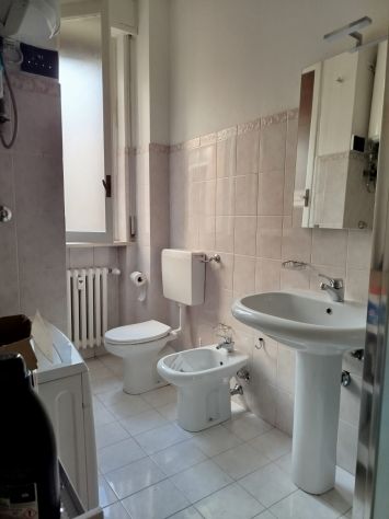 STANZA SINGOLA TUTTO INCLUSO PARMA CENTRO STORICO - Foto 8