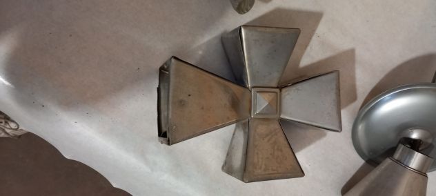 ORNAMENTI PER CARRO FUNEBRE ANNI 60 - Foto 4