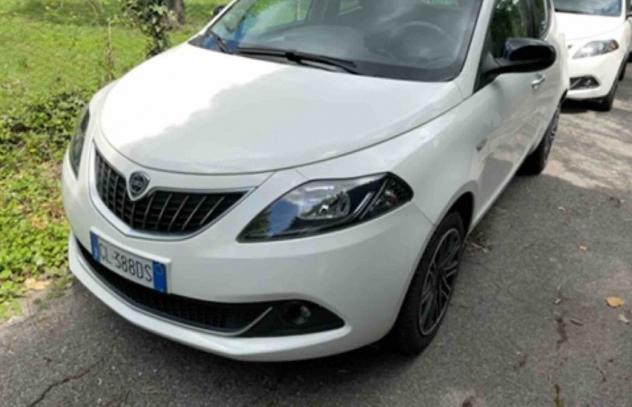 Lancia Ypsilon 1.0 FireFly 5 porte S&S Hybrid Gold