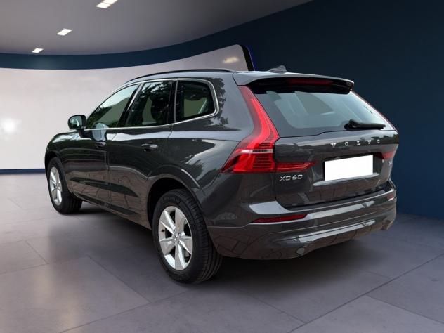 Volvo XC60 B4 D automatico Core - Foto 5