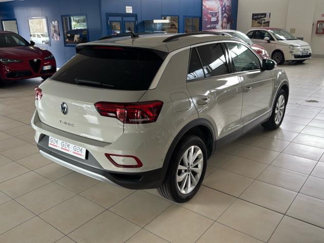 Volkswagen T-Roc 1.0 TSI Edition Plus + Fari Performance - Foto 5