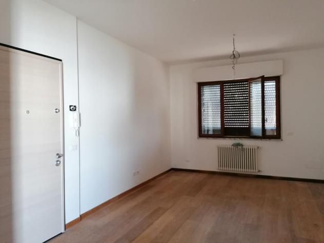 Appartamento in vendita a Avenza - Carrara 100 mq Rif: 1425230 - Foto 2