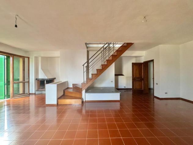Appartamento in vendita a Ponsacco 250 mq Rif: 1394133 - Foto 2