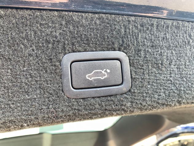 Ricambi usati Volvo V70 2009 D5244T4 2.4 D5 AWD diesel - Foto 5