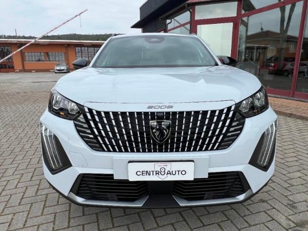PEUGEOT 2008 2ª serie 2008 Hybrid 145 e-DCS6 Allure - Foto 10