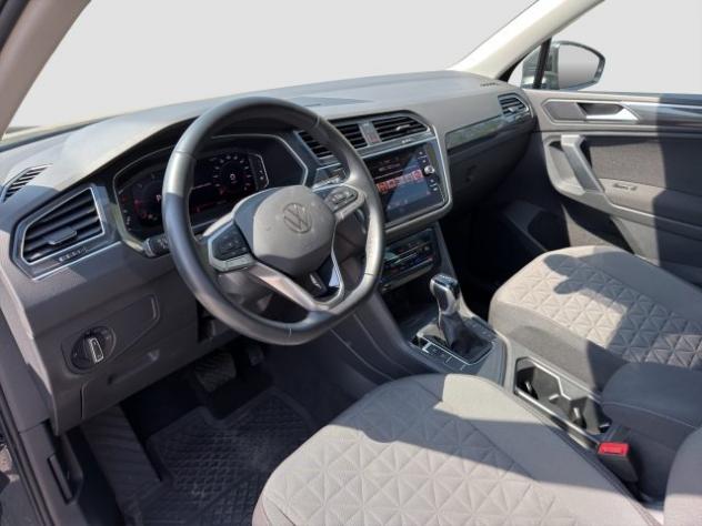 VOLKSWAGEN Tiguan Tiguan 2.0 TDI 150 CV SCR DSG Life rif. 24013188 - Foto 9