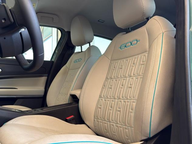 FIAT 600 1.2 Hybrid 110cv La Prima *PROMO* - Foto 8
