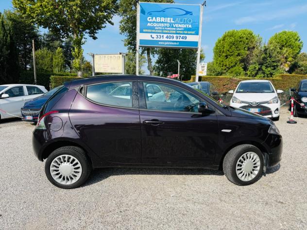 Lancia Ypsilon 0.9 TwinAir 85 CV 5 porte Metano Ecochic Elefantino - Foto 8