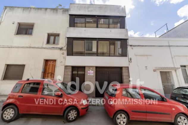 Casa indipendente di 216 m² con più di 5 locali e box auto in vendita a San Marzano di San Giuseppe
