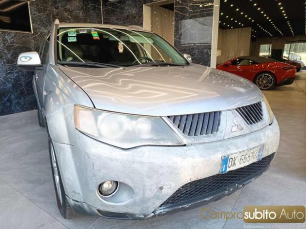 MITSUBISHI Outlander 2.0 DI-D Invite DPF rif. 23824039 - Foto 3