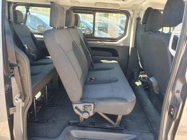 Renault Trafic T27 2.0 dCi 145CV PC-TN Zen Energy - Foto 9