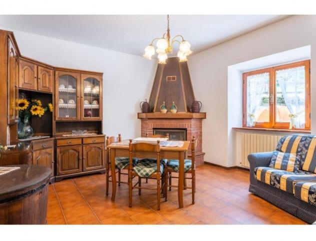 Casa semindipendente in vendita a Castelnuovo di Garfagnana 225 mq Rif: 1166194 - Foto 2