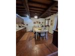APPARTAMENTO di 3 vani e di 60 mq (CIVITELLA IN VAL DI CHIANA) rif. BADIA