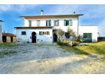 CASA INDIPENDENTE CON CAPANNONE - COSINA