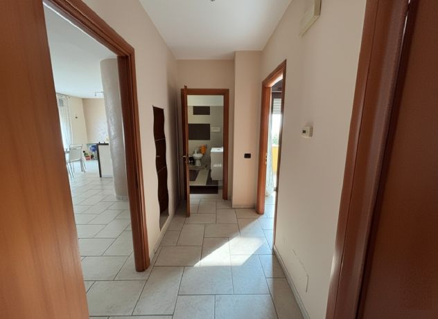 ELEGANTE APPARTAMENTO CON VISTA PANORAMICA E GARAGE - MONDRAGONE - RIF.V3214 - Foto 5