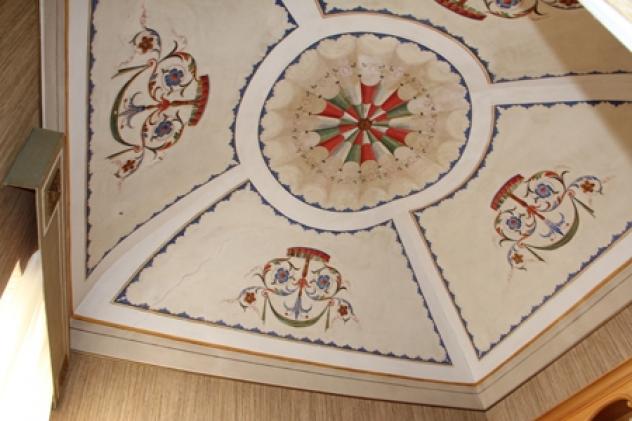 Orvieto centro - Vendesi elegante appartamento affrescato con ampia terrazza nel cuore di Orvieto