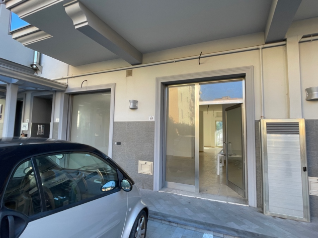 Locale commerciale in affitto a Milazzo - Foto 11