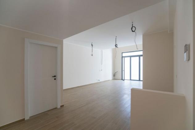 Appartamento di 160 m² con 4 locali in vendita a Milano