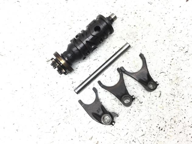 HONDA CBF N 600 DESMO DESMODRONICO E FORCHETTE 2005 ZDCPC38E05F