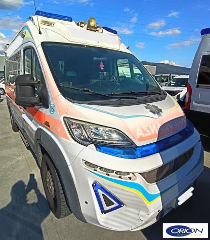 FIAT DUCATO AMBULANZA (4417)
