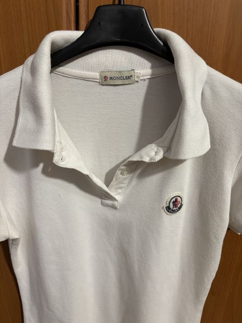 MAGLIETTA POLO IN OTTIME CONDIZIONI DA DONNA IN COTONE FIRMATA ORIGINALE MONCLER - Foto 8