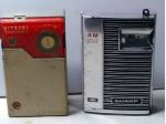 2 radio vintage an 1958 e 1960 in OM di marca HITACHI E SHARP -