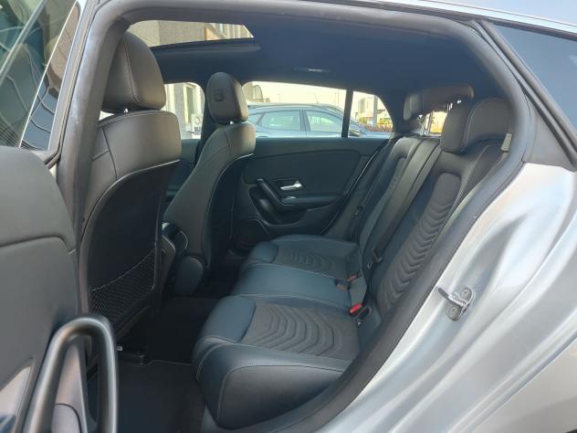 Mercedes-Benz CLA 180d SB Bus.Extra Pelle/Tessuto Tetto Display10,25 - Foto 4