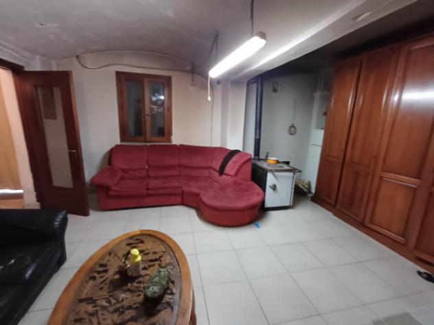 Casa indipendente di 100 m² con 5 locali e box auto in vendita a Novi di Modena