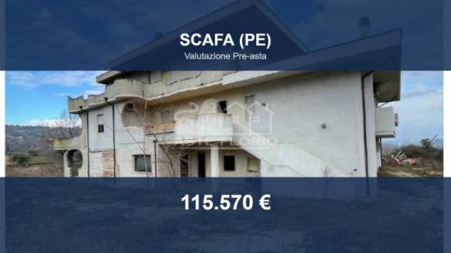 Immobile in asta di 853 m² con più di 5 locali e box auto in vendita a Scafa