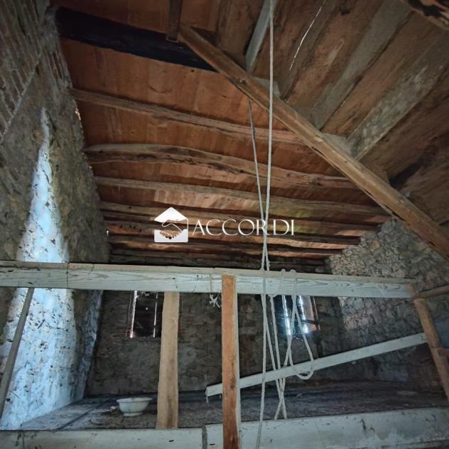 CASA AFFIANCATA di 9 vani e di 370 mq (PADERNO DEL GRAPPA) rif. BL136 - Foto 11