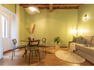 Giada - Charming Apartment at the Imperial Forums