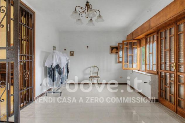 Casa indipendente di 200 m² con più di 5 locali in vendita a Leporano - Foto 18