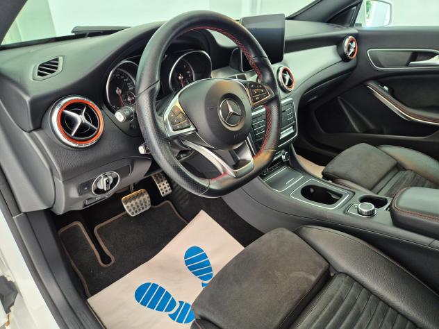 Mercedes-Benz CLA 220 d Shooting Brake AMG Line - Foto 9