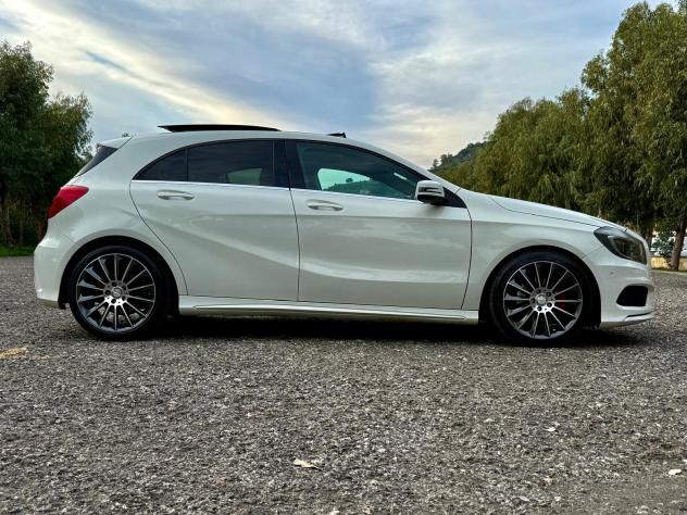 MERCEDES- BENZ A 180 CDI 115 CV AMG PREMIUM PROMO - Foto 5