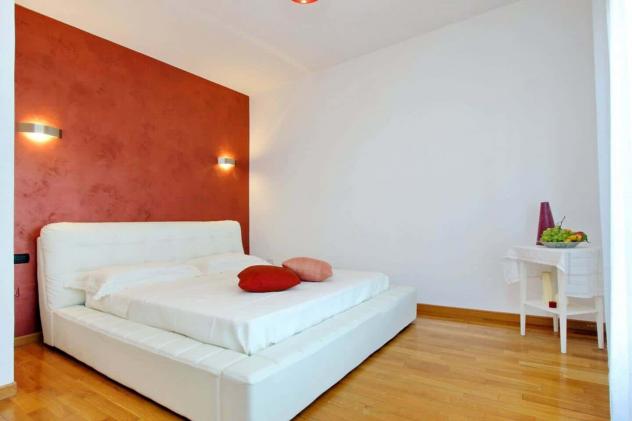 Attico Elegante con Terrazzo Panoramico in Via Caterina Fieschi - Roma - Foto 10