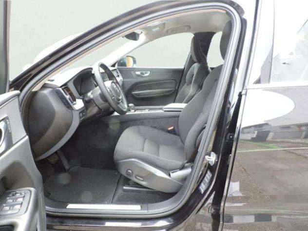 VOLVO XC60 B4 (d) AWD Geartronic Momentum Pro rif. 23158552 - Foto 7