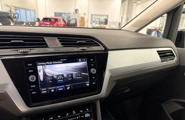 Volkswagen Touran 1.5 TSI GOAL DSG CAMERA COCKPIT PRO NAVI LED - Foto 8
