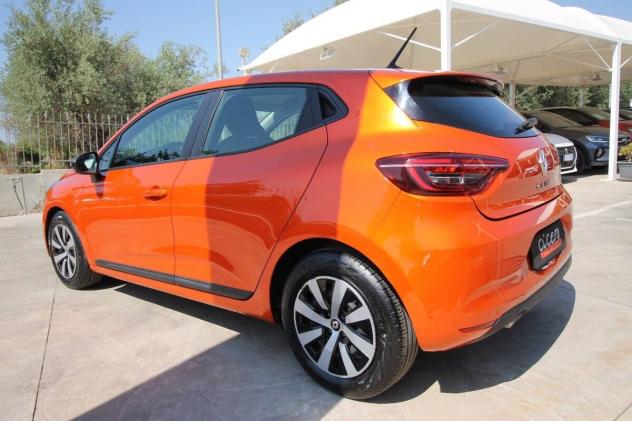Renault Clio TCe 100 CV GPL 5p Equilibre 2023 - Foto 4