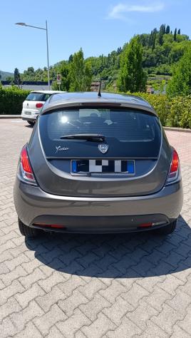 Lancia Ypsilon 1.2 69 CV 5 porte S&S Gold - Foto 4