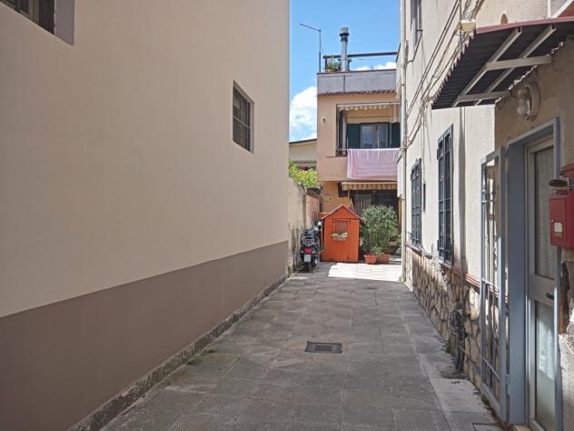 Soluzione semi-indipendente con terrazzo - Foto 3