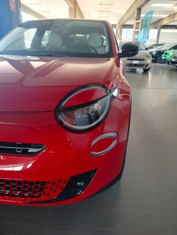 FIAT 600 Hybrid 110cv DCT MHEV La Prima km0 rif. 23944690 - Foto 9