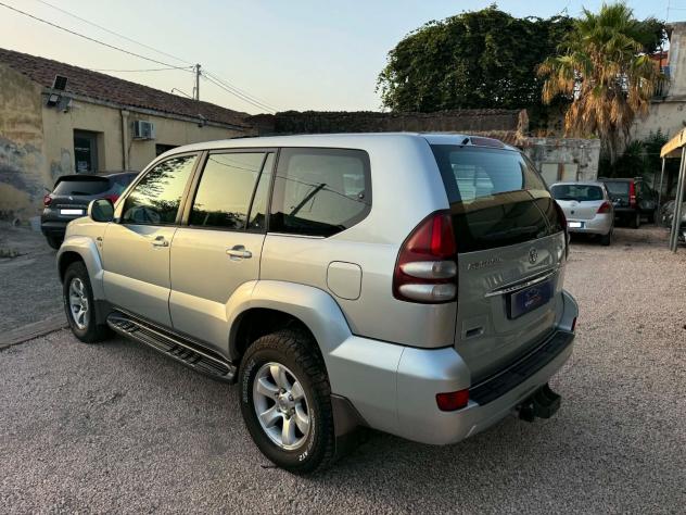 Toyota Land Cruiser 3.0 D-4D 16V cat 5 porte aut. 7 posti - Foto 7