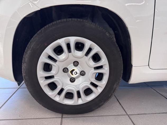 FIAT Panda 1.0 FireFly 70cv S&S Hybrid Pandina - Foto 5